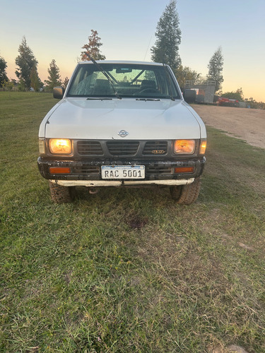 Nissan D-21 2.7D Cd 4X4