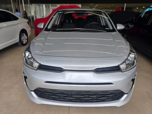 Kia Rio 1.6 L Sedan At