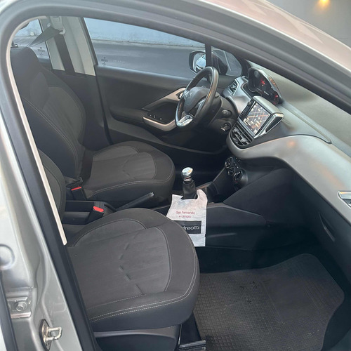 Peugeot 208 1.6 Allure