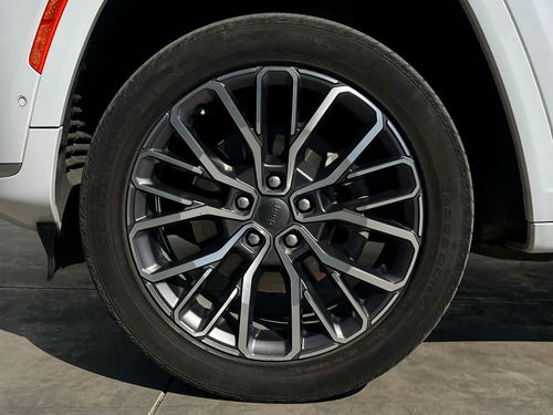 Jeep Grand Cherokee 5.7 Summit Elite Plinum 4x4 At