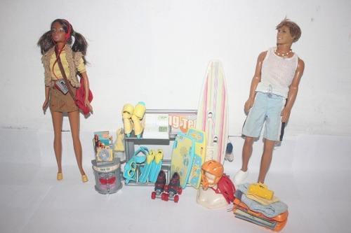 Muñeca Barbie + Accesorios Tienda Deportiva (Usado)