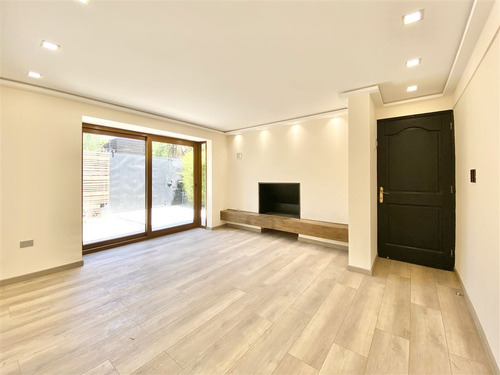 Remodelada: Club De Polo / Manuela Cañas