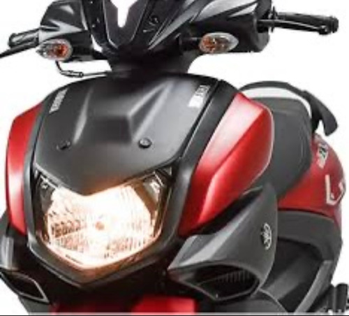 Moto Nueva, Sin Rayas Ni Desgaste, Guardada Con Cobertor