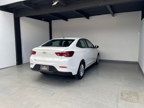 Chevrolet Onix 1.0 LS At