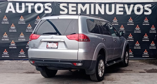 Imagen 4 de 14 de Mitsubishi Montero Limited 4x2 2015