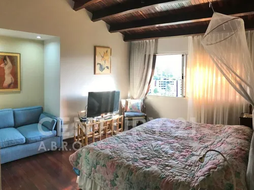 Distinguida Casa En La Tahona