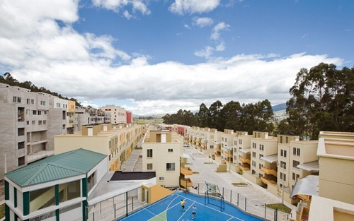 Casa Dúplex De Oportunidad En Ciudad Jardin Sur De Quito