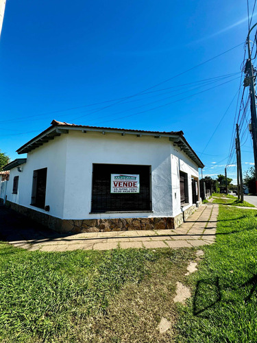 Casa Esquina Zeballos - Pilar Centro