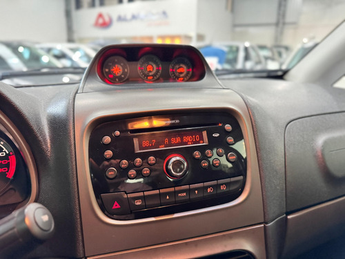 Fiat Idea 1.8 MPI ADVENTURE 16V FLEX 4P MANUAL