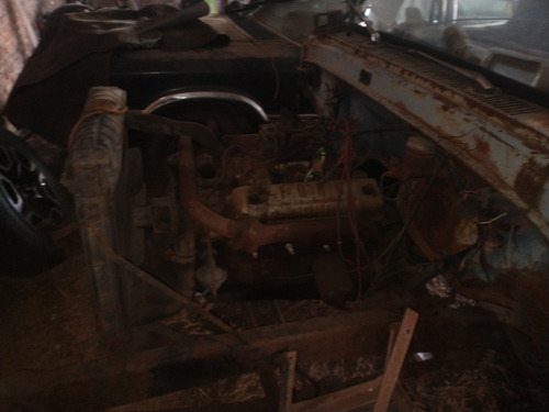 Imagen 5 de 21 de F100 65 V8 Unica La Mas Fea De Donde La Mires Titular