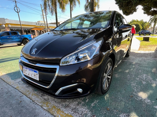 Peugeot 208 1.6 Feline Tiptronic