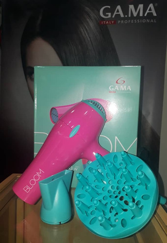 Imagen 2 de 2 de Secador Bloom Gama Italy (02 Años De Garantía)
