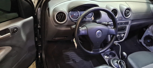 Volkswagen Voyage 2011 1.6 Vht Trend Total Flex I-motion 4p
