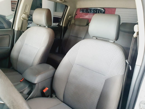 Hilux Sr 2.7 4x2 Automática Flex - 2013