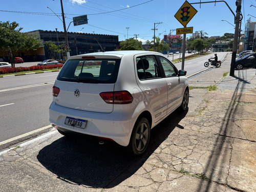 Volkswagen Fox 1.6 Connect Total Flex 5p