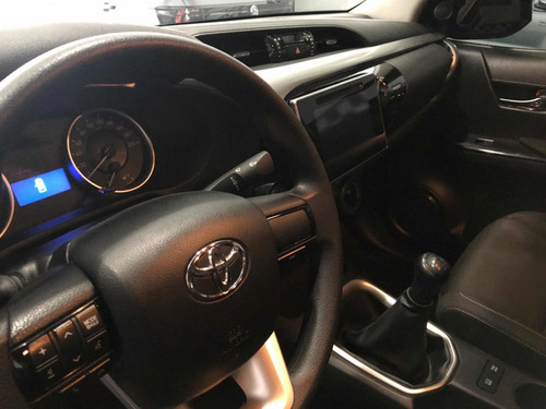 Toyota Hilux 2.8 Cd Sr 177cv 4x4 2018