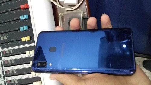 Samsung Galaxy A20
