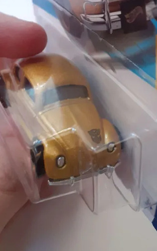 Hot Wheels Bumblebee Transformers - Dorado (2024) Dorado Oscuro