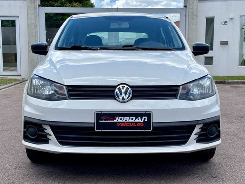 Imagem 4 de 15 de Volkswagen Gol Trendline 1.0 Total Flex 4p 2017