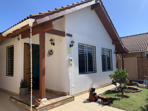 Impecable!!!! Casa De Un Piso En Buin Oriente