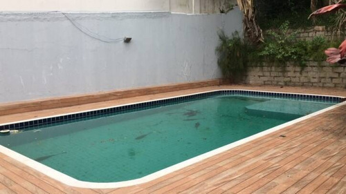 Imagem 3 de 15 de Casa Alto Padrão - 5 Dorm C/ 4 Suítes E Piscina - Bom Abrigo - 2565
