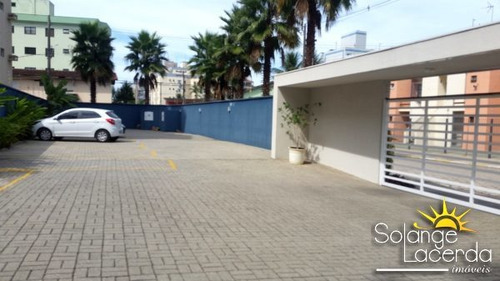 Imagem 4 de 16 de Apartamento De 3 Dormitórios No Itaguá, Piscina E Elevador - 2413