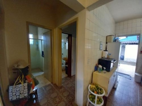 Imagem 4 de 14 de Casa Lote Inteiro Com 2 Quartos Em Itanhaém/sp