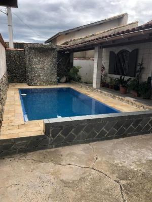 Imagem 3 de 12 de Linda Casa Com Piscina No Bairro Cibratel 2 Com Escritura
