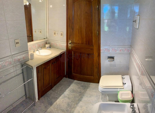 Imagen 10 de 12 de Excepcional Casa A Dos Cuadras De La Brava!