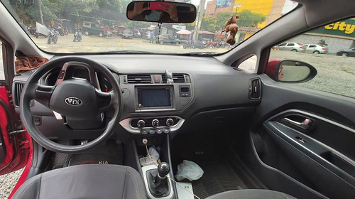 Kia Rio Ub Ex 2015 Mt 1.250 Cc 93.907 Km Rojo