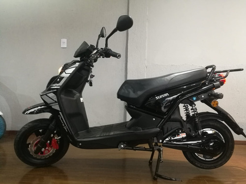 Imagen 6 de 21 de Scooter Electrico Sunra Luhu Bateria Litio Para Uso Interno
