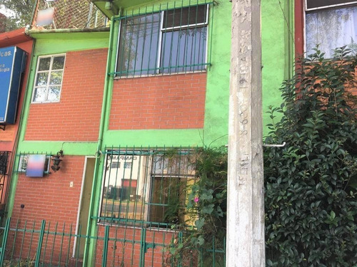 Imagen 1 de 6 de Casa En Venta En Narciso Mendoza, Tlalpan. Rcv-234