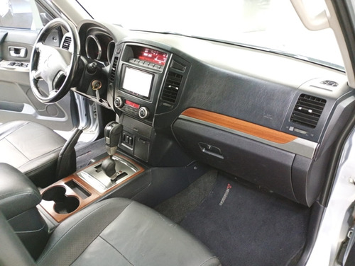 Mitsubishi Pajero Full 3.2 HPE 4X4 16V TURBO INTERCOOLER DIESEL 4P AUTOMÁTICO