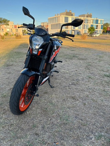 Duke 200
