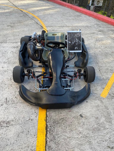 Con Pistón Seleccionado, Asiento Tilton Y Computadora Michr
