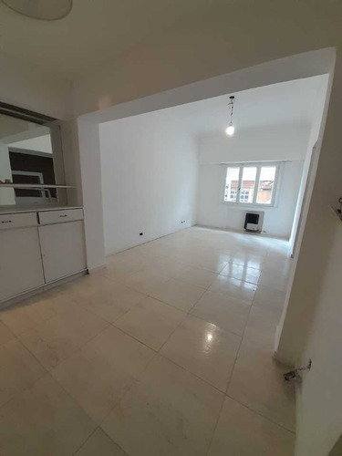 Chalet 5 Amb 140 Mts² Semi Lote Centro Diversos Fines Orden De Vender