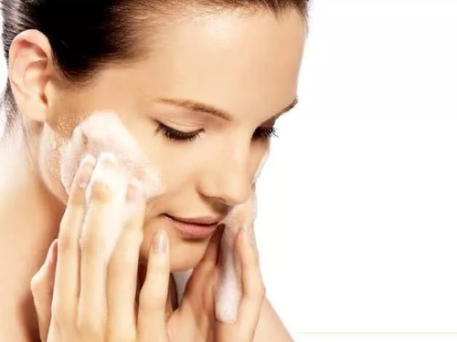 Gel Anti Acne Limpiador Secret Botanique Piel Normal 221ml
