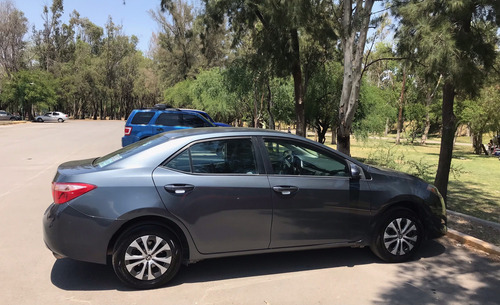 Toyota Corolla 1.8 Base Mt