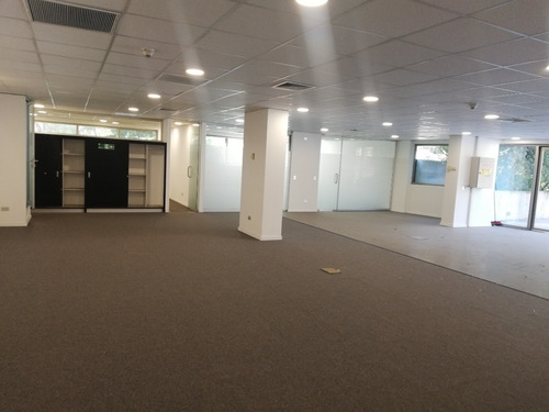 Local Arriendo Rebajado Vitacura Con Luis Pasteur