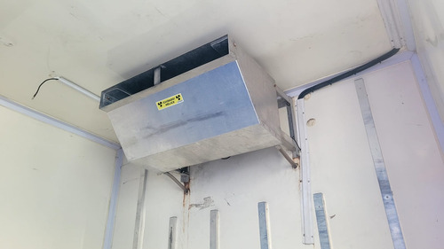 Caminhao Vw 11180 4x2 Bau Refrigerado -10 C