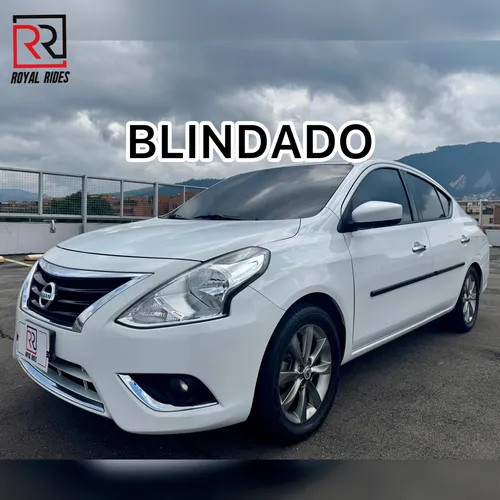 Nissan Versa 1.6 Advance