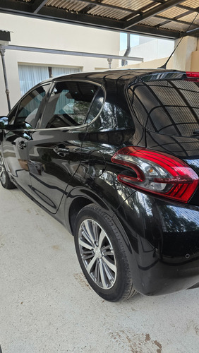 Peugeot 208 1.6 Feline Tiptronic