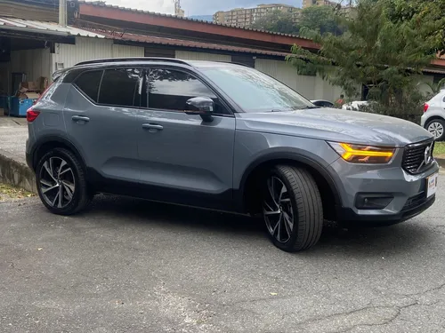 Volvo XC40 2.0 T5 Awd R-design