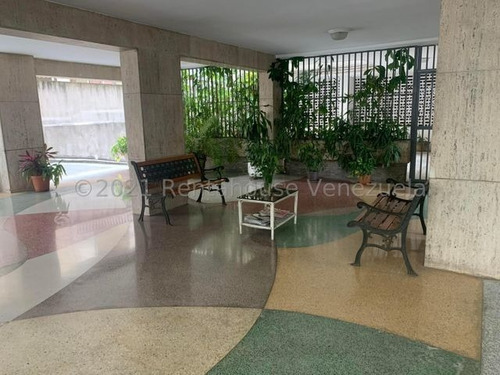 Imagen 14 de 14 de Ana Cárdenas Vende Apartamento En Los Palos Grandes Mls #22-14946