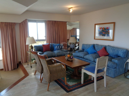 Imagen 6 de 28 de Venta Apartamento En Roosevelt Con Estufa A Leña Y Parrillero Propio 3 Dormitorios
