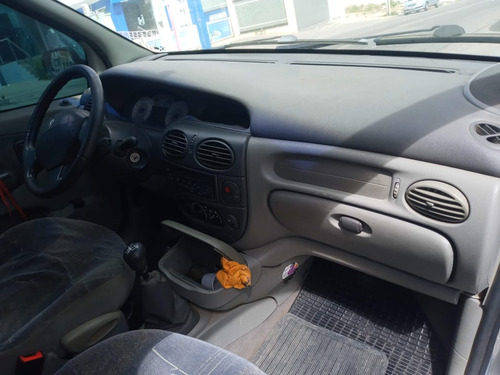 Renault Scenic 1.6 16v Expression Hi-flex 5p