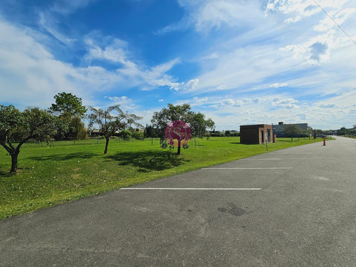 Casa En Venta En Altos De Campo Grande, Pilar, G.b.a. Zona Norte