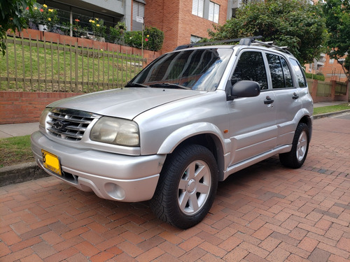 Chevrolet Grand Vitara 2.5 V6 Dohc