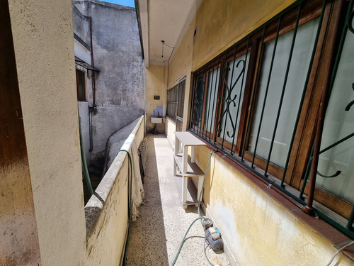 Ph 3 Ambientes Al Frente Con Balcon, Patio Y Sin Expensas - Piñeyro, Avellaneda
