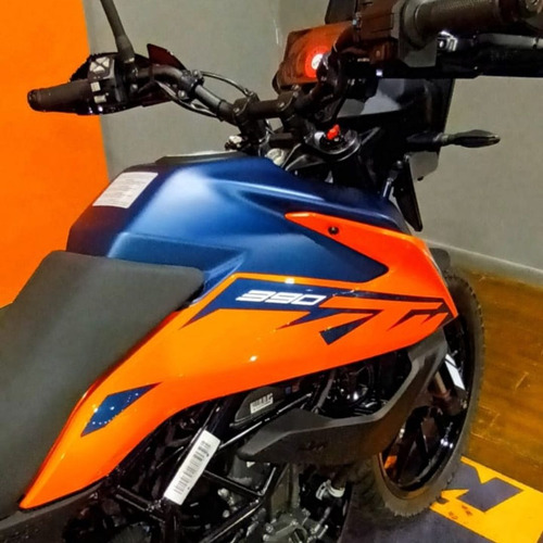Imagen 4 de 19 de Adventure 390 2023 No Kawasaki Versys 300 Benelli Tkr 502